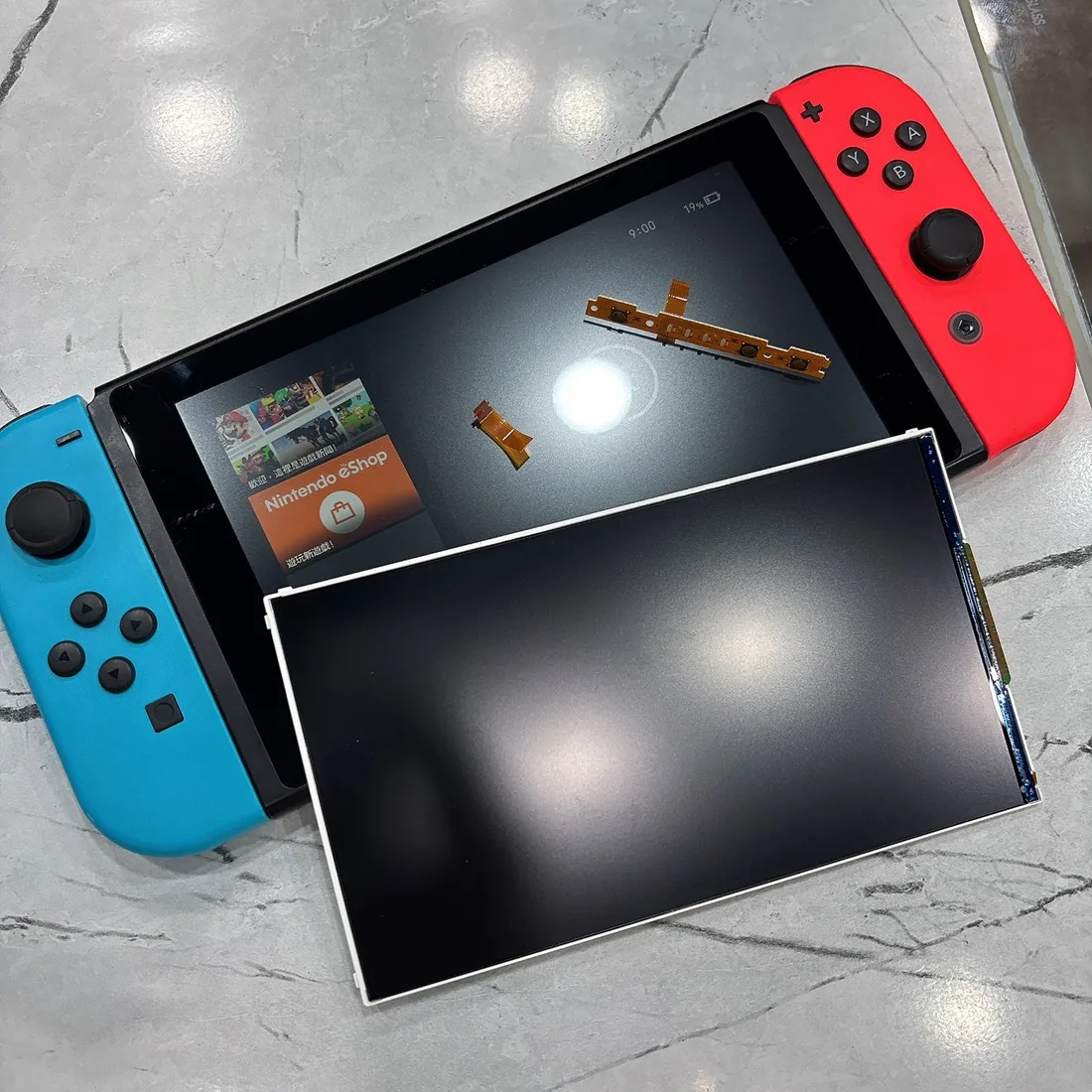 台南 Nintendo Switch 一代螢幕更換,黑屏不顯示修復